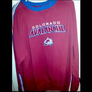 XL Colorado Avalanche long sleeve shirt